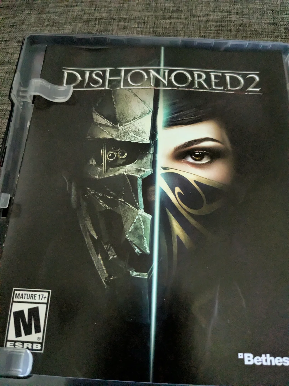 PS4 Dishonored 2 Video Game In Steel Case & In Excellent Condition.